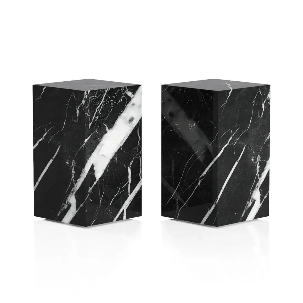 Set de Mesas Cubos Medianos (Mármol Negro).webp